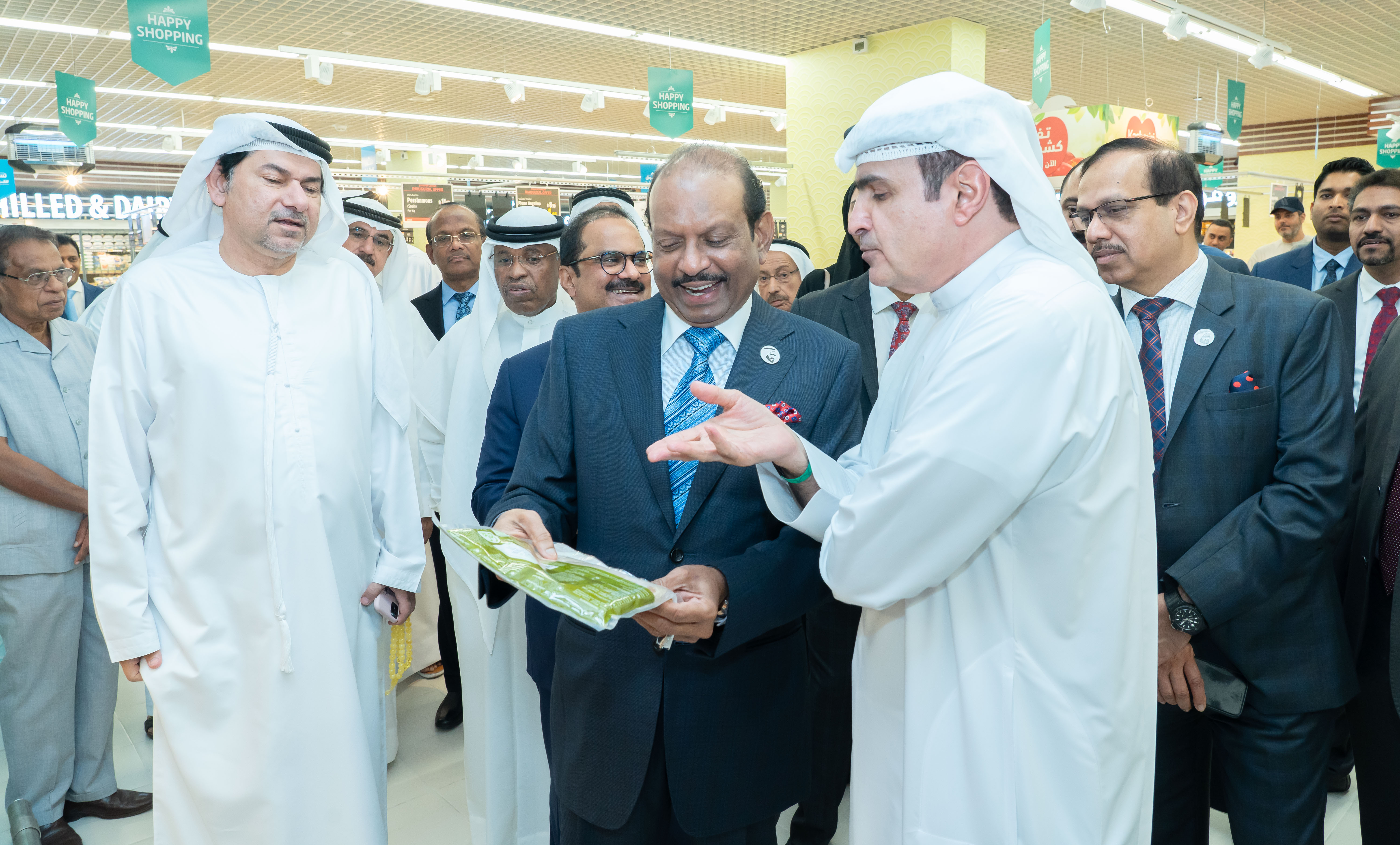 lulu-opens-new-hypermarket-in-al-hamriya-dubai-chairman-managing